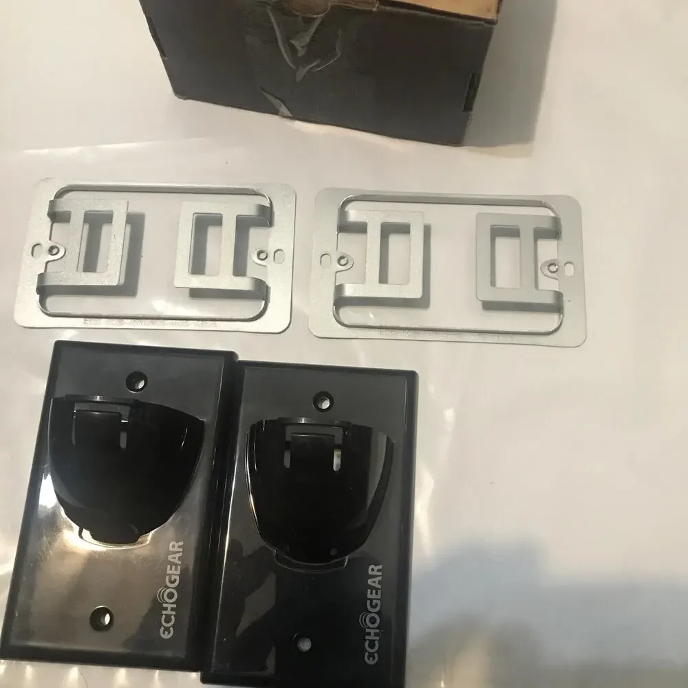 ECHOGEAR x4 Black Wall Cable Hider for Wall Mount TV Single Gang Pass Through